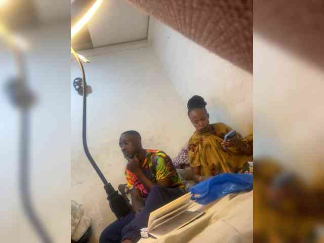 Demaskedcouple webcam