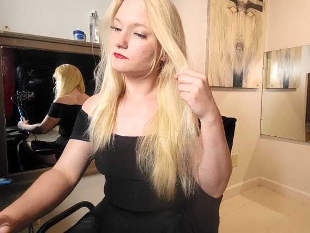 BellaTeall live cam on BongaCams