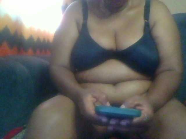 Larosa webcam bongacams model stream image