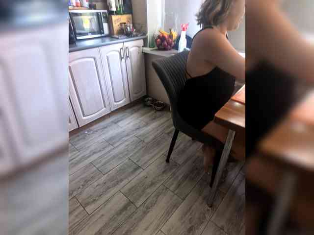 Modelo: KrasivieNojki