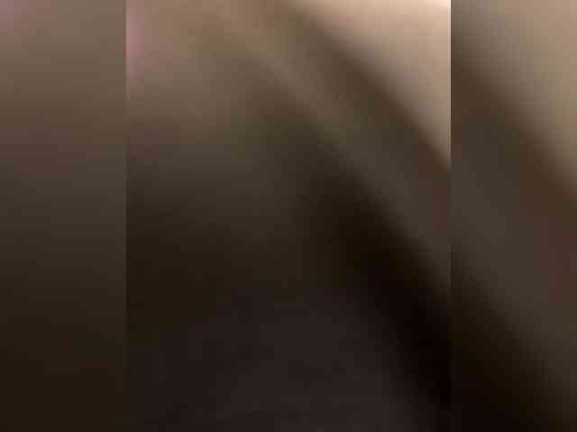 KrasivieNojki webcam