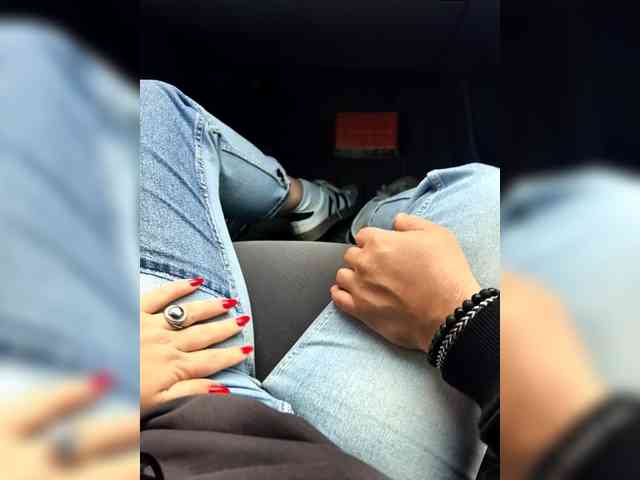 KrasivieNojki webcam