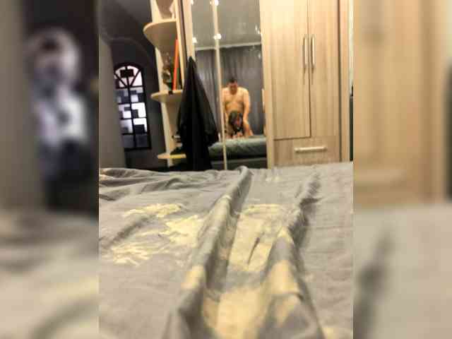 KrasivieNojki webcam