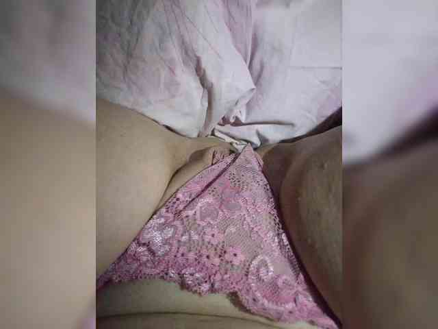 VeronicaHotts webcam