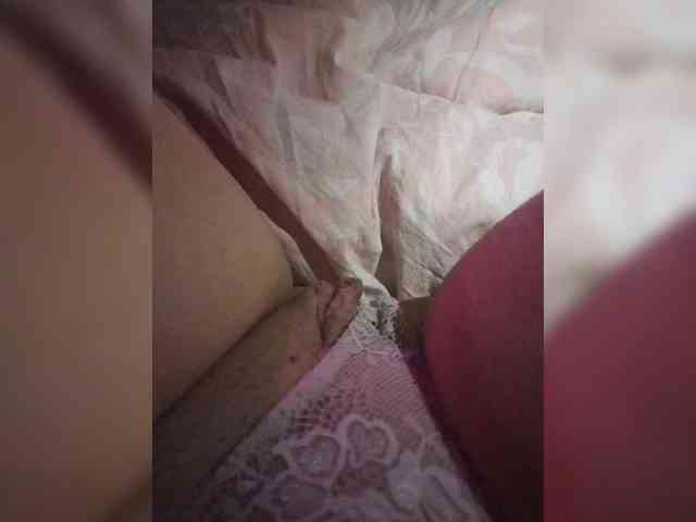 VeronicaHotts webcam