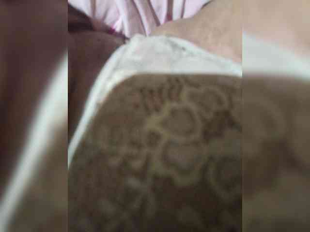 VeronicaHotts webcam