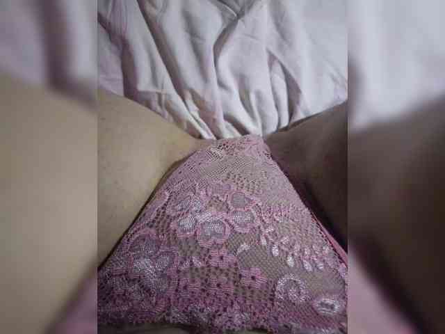 VeronicaHotts webcam