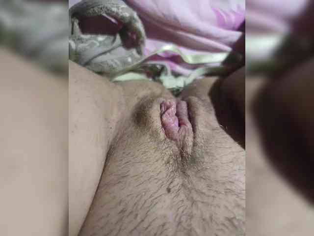 VeronicaHotts webcam