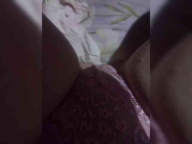 VeronicaHotts webcam