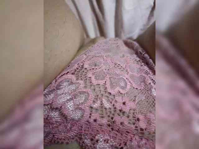 VeronicaHotts webcam