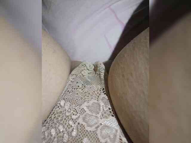 VeronicaHotts webcam