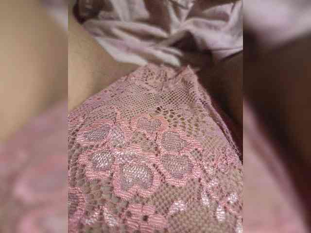 VeronicaHotts webcam