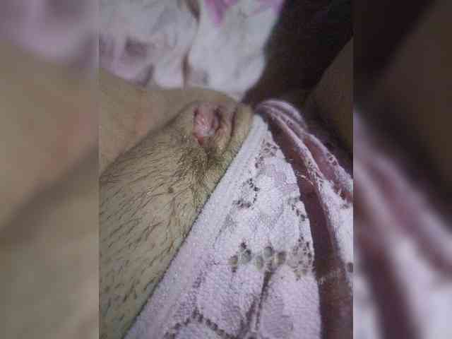 VeronicaHotts webcam