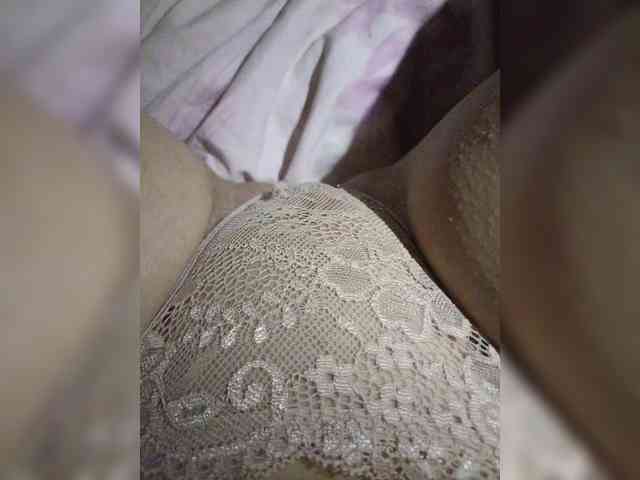 VeronicaHotts webcam