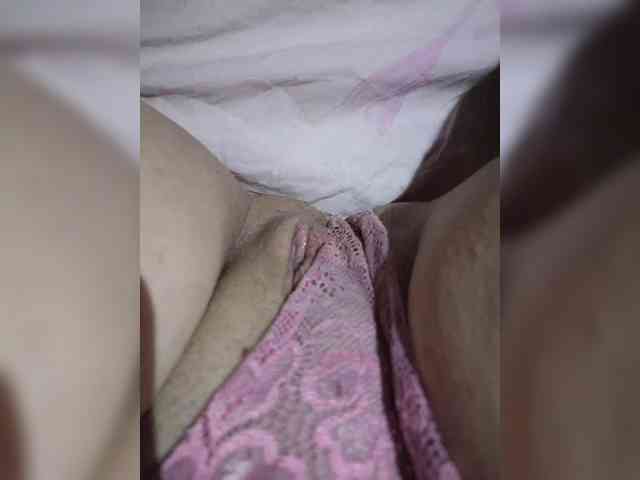 VeronicaHotts webcam