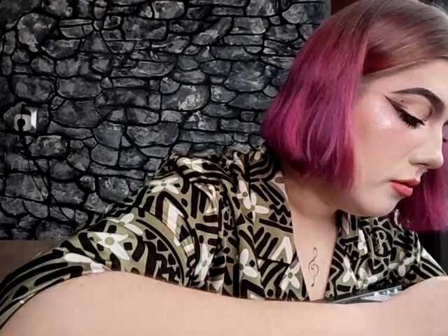 ShanikaSaid's BongaCams show and profile