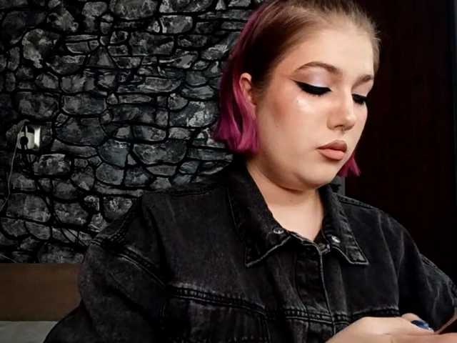 ShanikaSaid's BongaCams show and profile