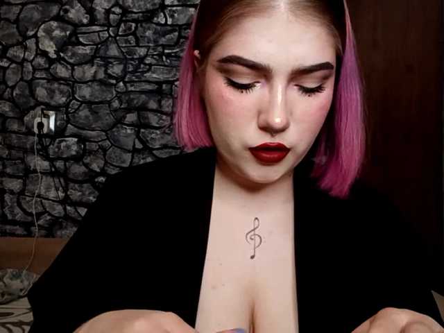 ShanikaSaid's BongaCams show and profile