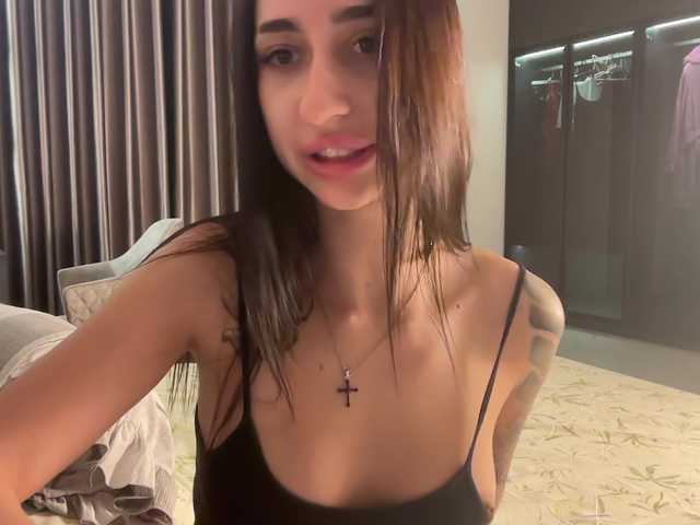 livealexa's BongaCams show and profile