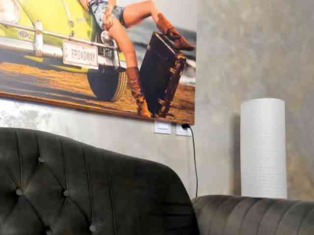 SiennaShine webcam