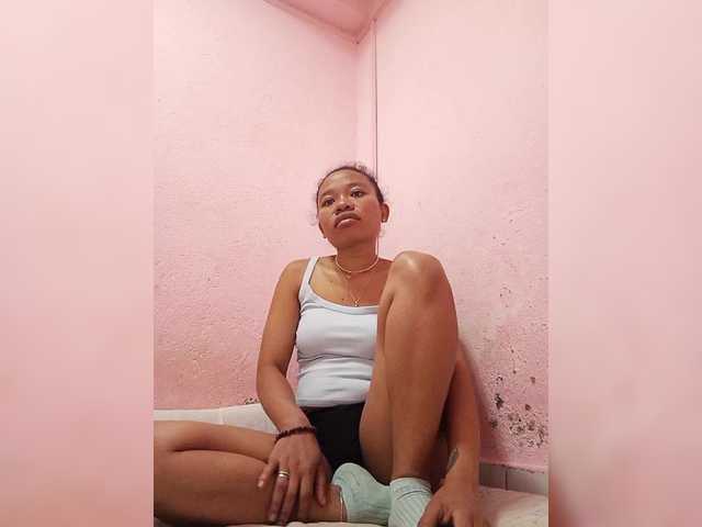 Luicia live cam on BongaCams