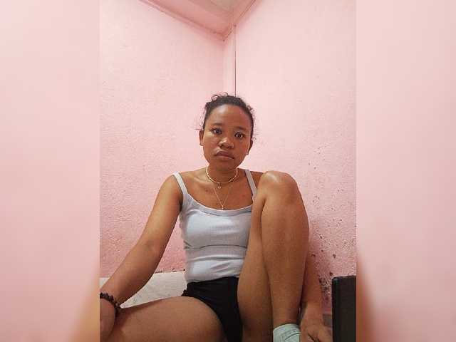 Luicia live cam on BongaCams