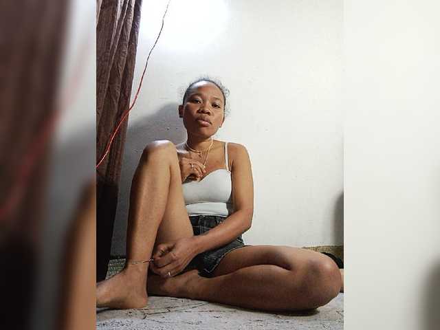 Luicia live cam on BongaCams