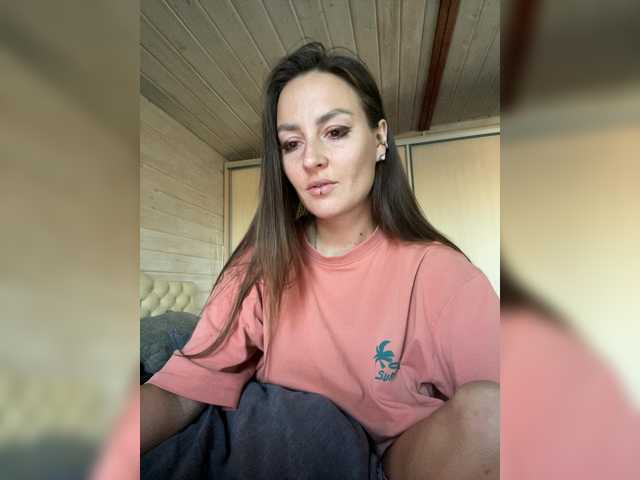 Molly69x live cam on BongaCams