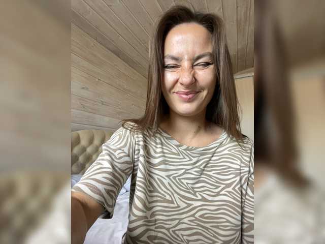 Molly69x live webcam show