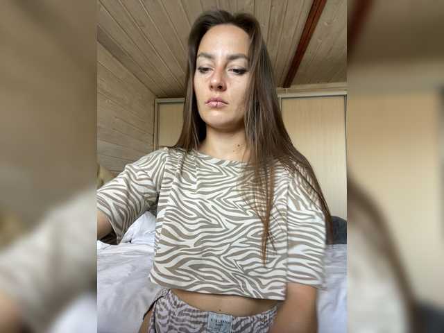 Molly69x live webcam show
