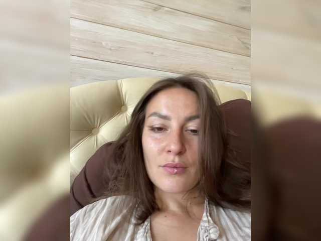 Molly69x live cam on BongaCams