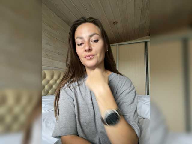 Molly69x live webcam show