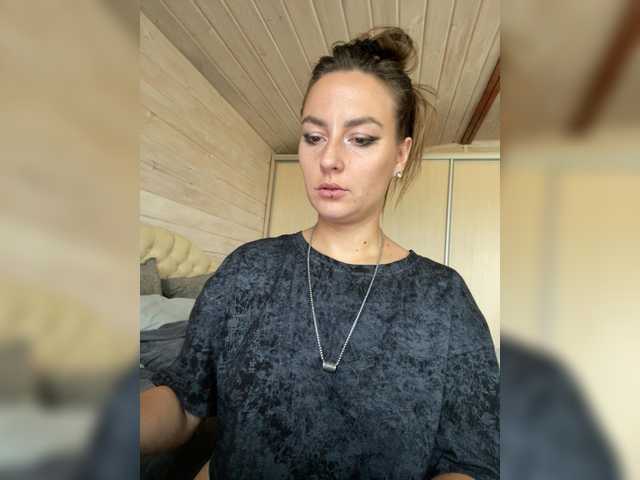 Molly69x live cam on BongaCams