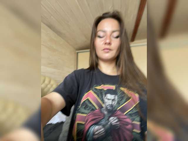 Molly69x live cam on BongaCams