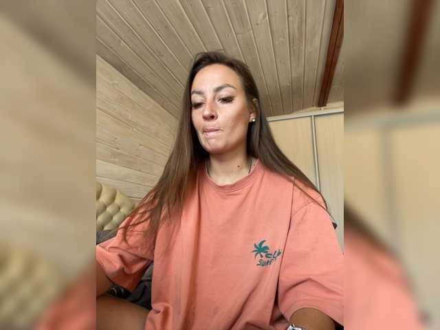 Molly69x live cam on BongaCams