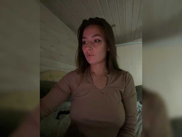 Molly69x live webcam show
