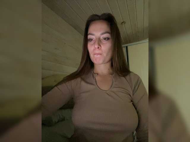 Molly69x live webcam show