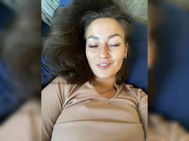 Molly69x webcam