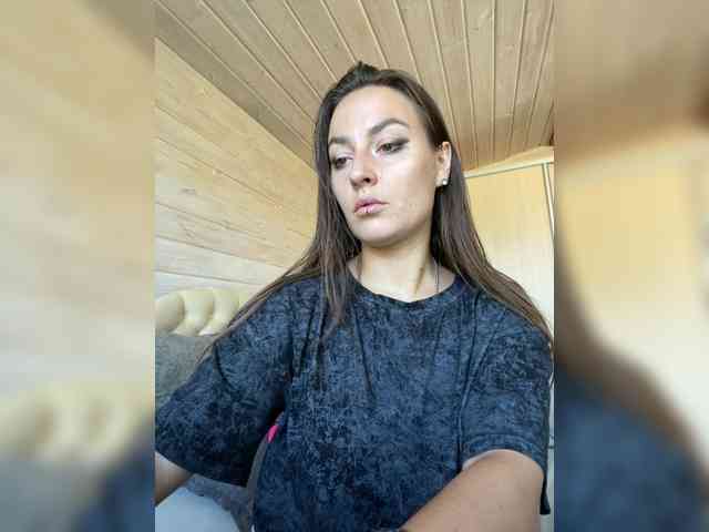 Molly69x Live Webcam on BongaCams