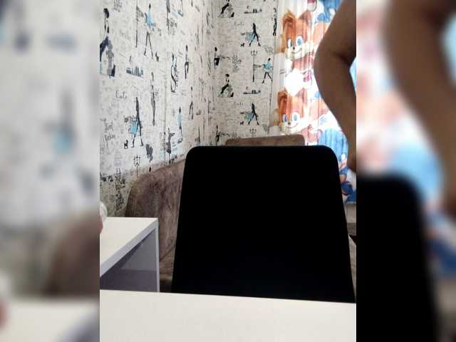 Arbuznaia-popka9's BongaCams show and profile