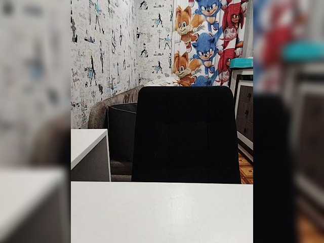 Arbuznaia-popka9's BongaCams show and profile