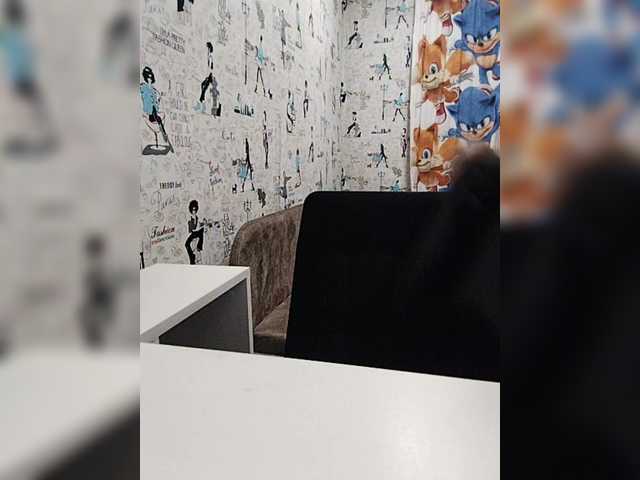 Arbuznaia-popka9's BongaCams show and profile