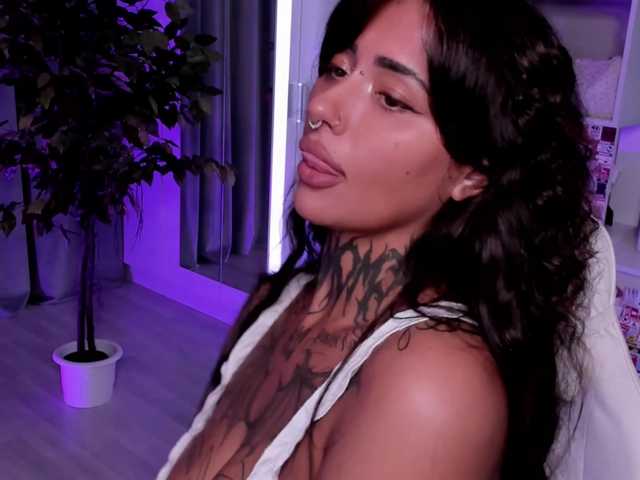 DarkFlame223 live webcam show