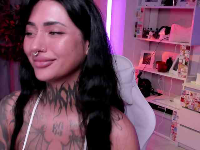 DarkFlame223 Live Webcam on BongaCams