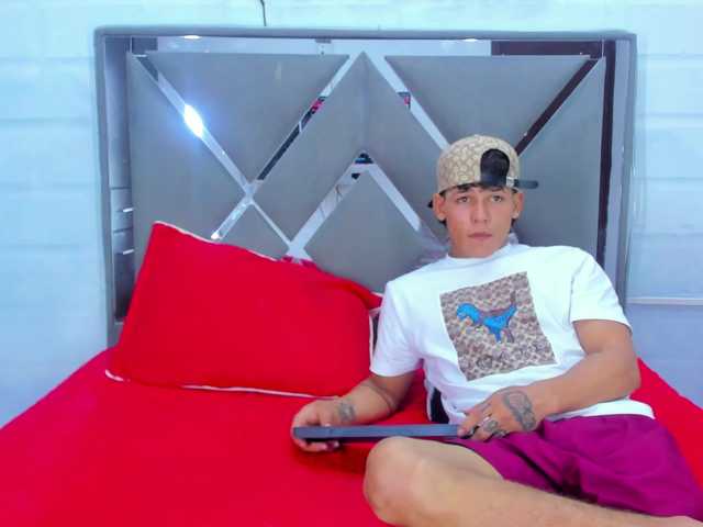 EndlessTwo live cam on BongaCams