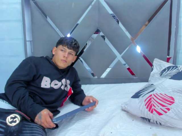 EndlessTwo live cam on BongaCams