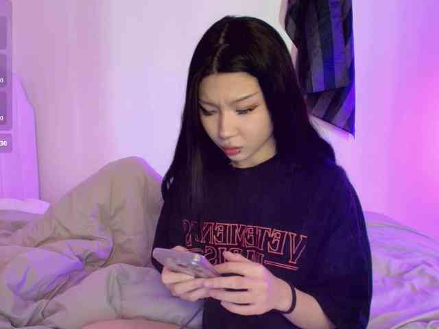 モデル: ayasinjii