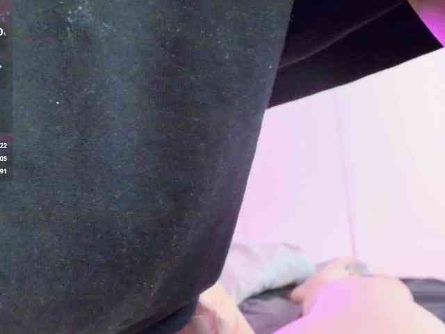 モデル: ayasinjii