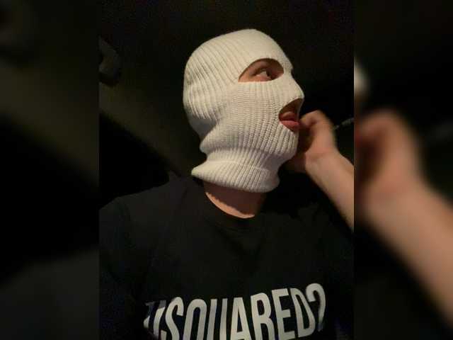 go to chat with NikkiAlex