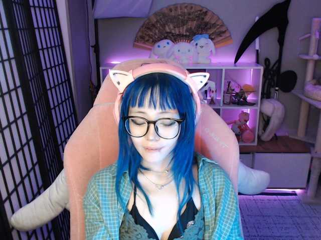 GertieCoach live cam on BongaCams